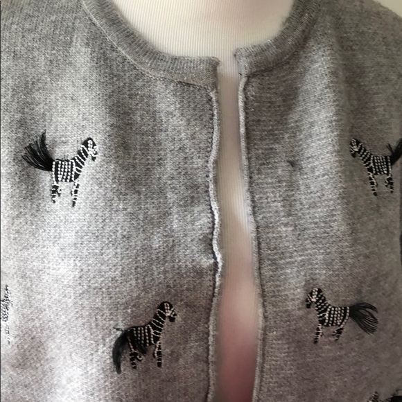 Soft zebra cardi - Picture 2 of 2